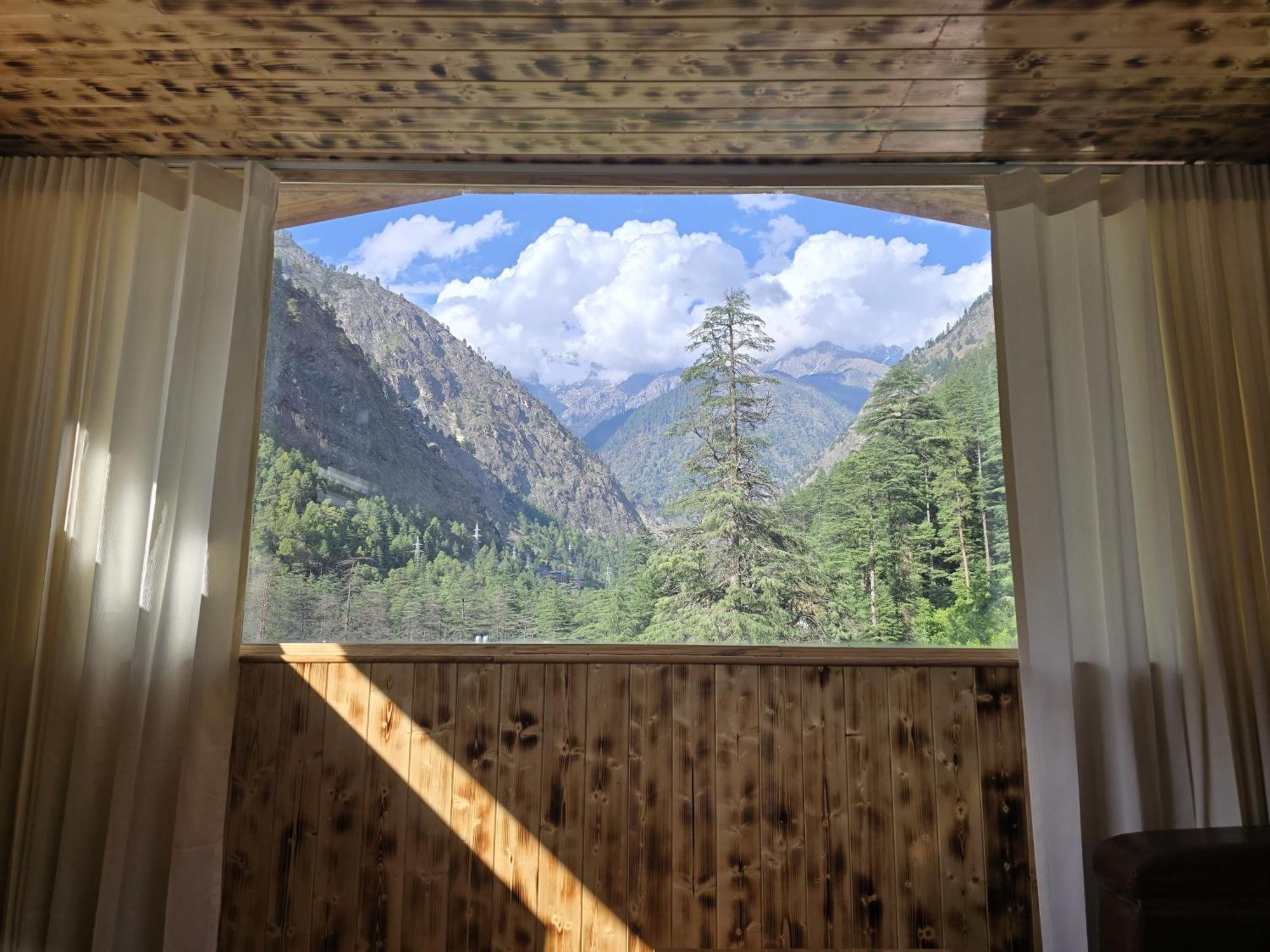 The Hillside Hotell Kasol Exteriör bild